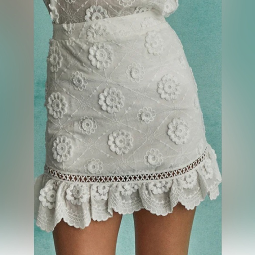 We Are Kindred Eliza mini skirt. Size 2. NWT.